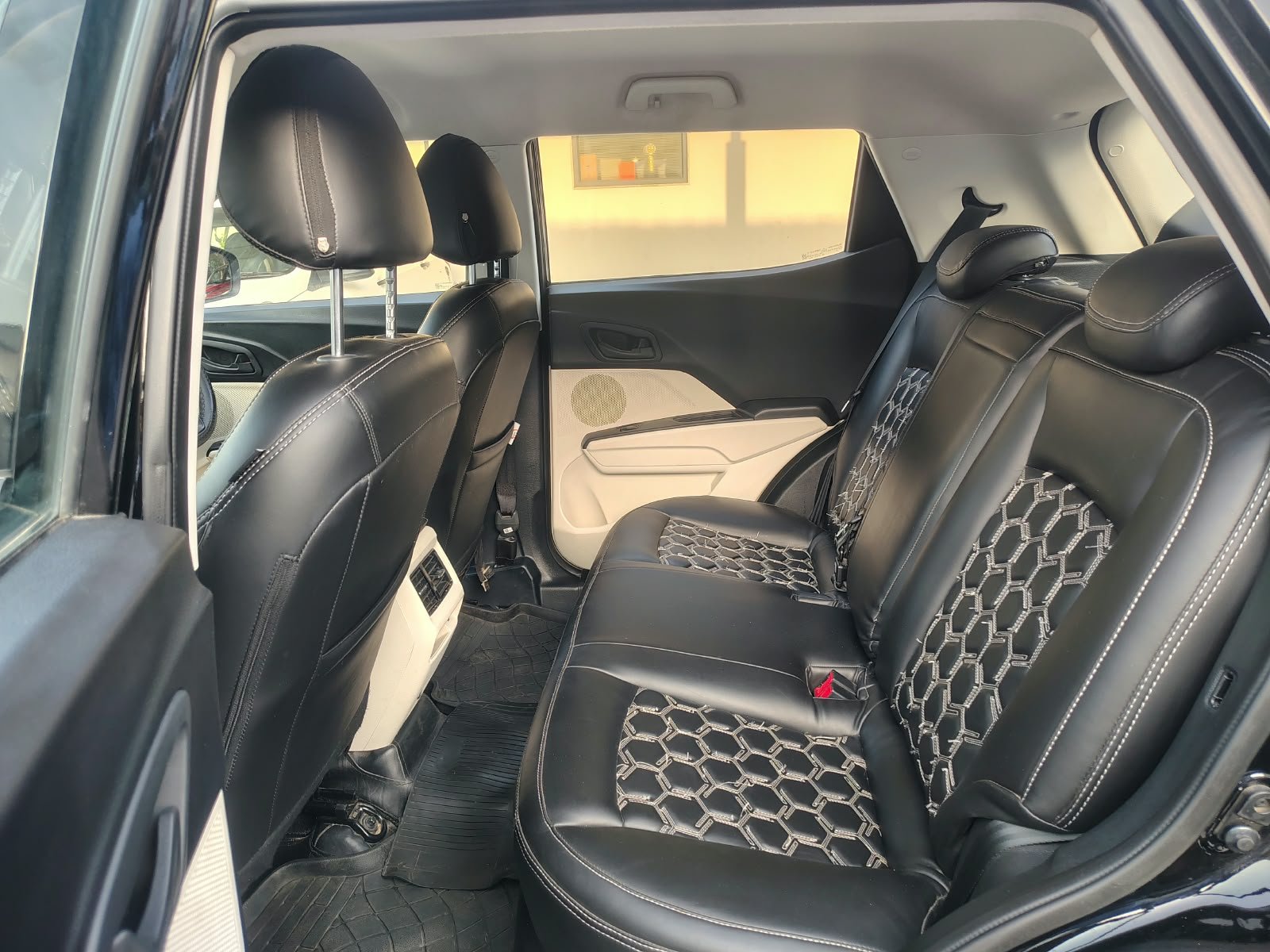 Mahindra XUV 3XO