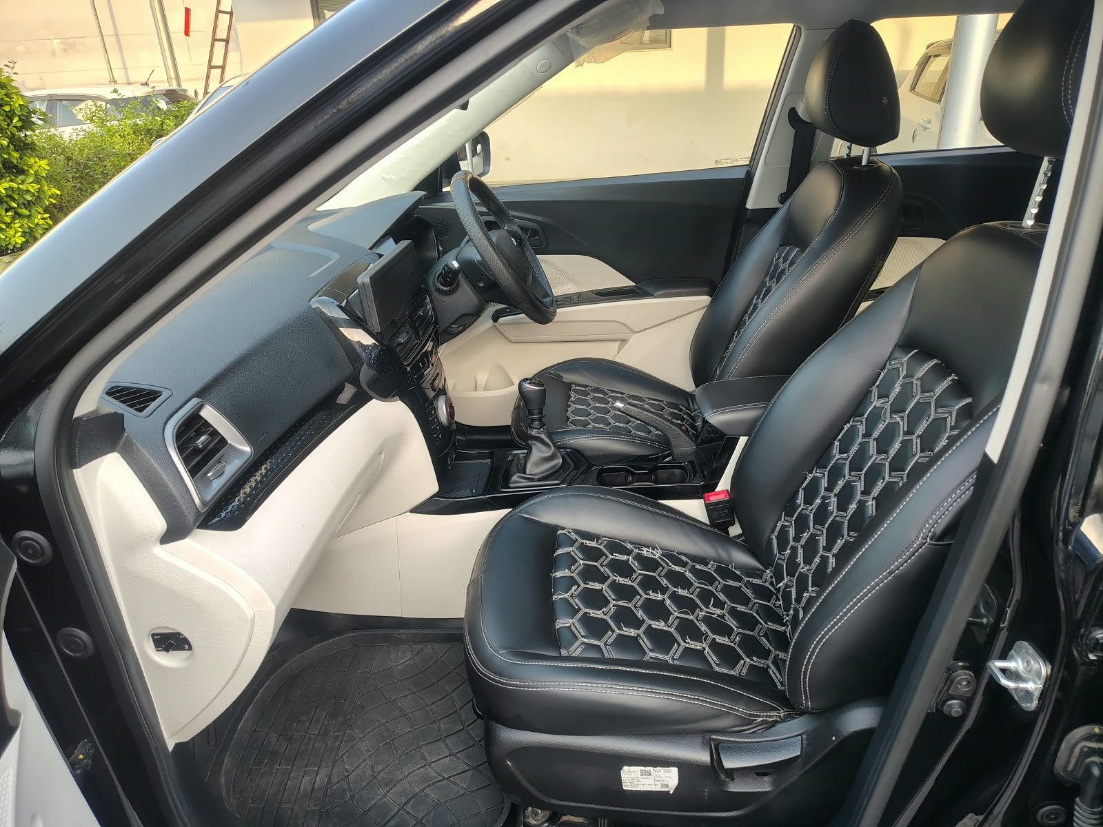 Mahindra XUV 3XO