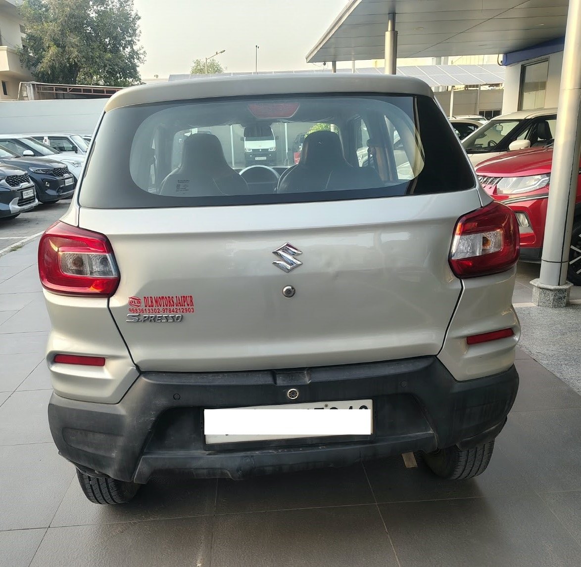 Maruti Suzuki S presso VXI+