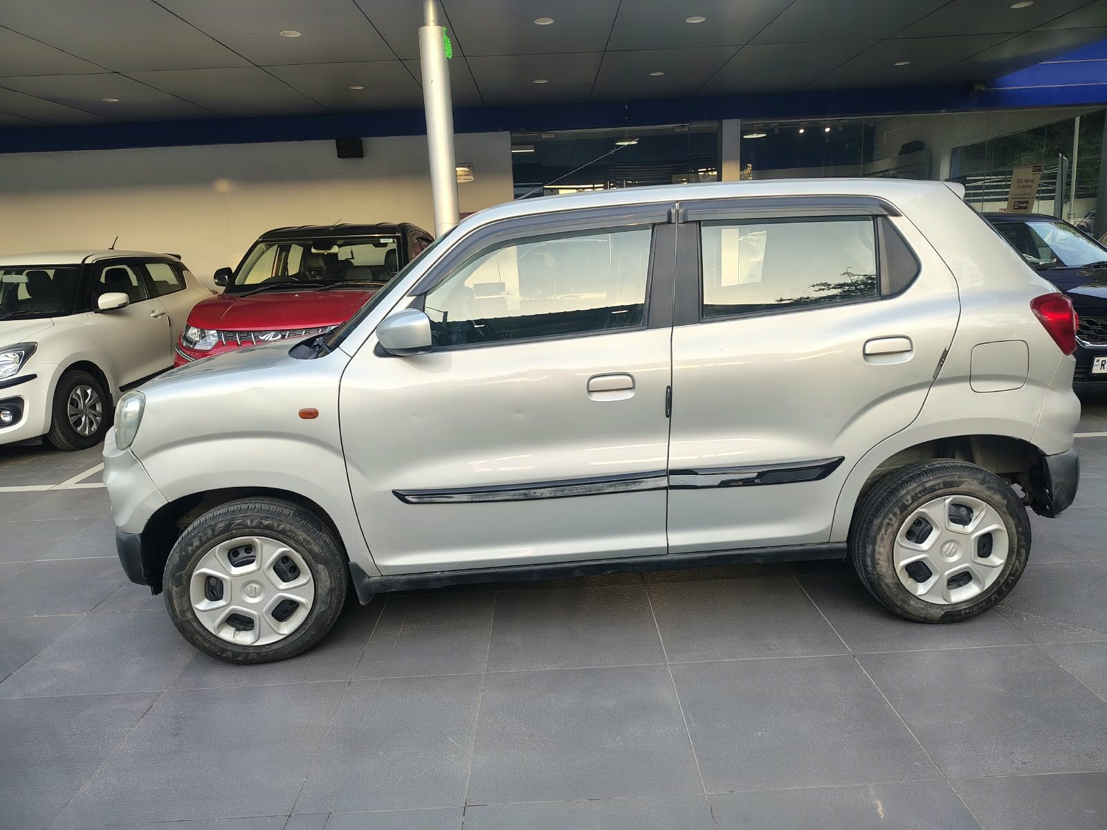 Maruti Suzuki S presso VXI+