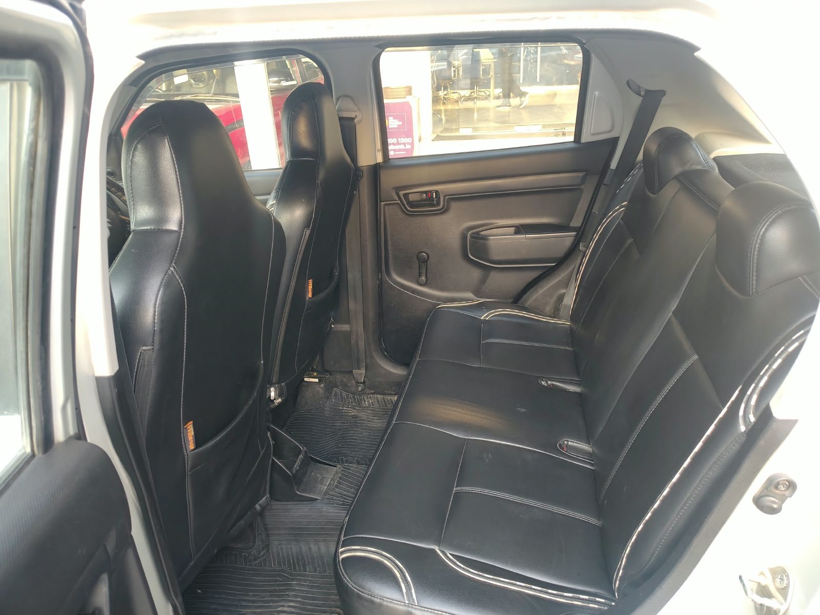 Maruti Suzuki S presso VXI+