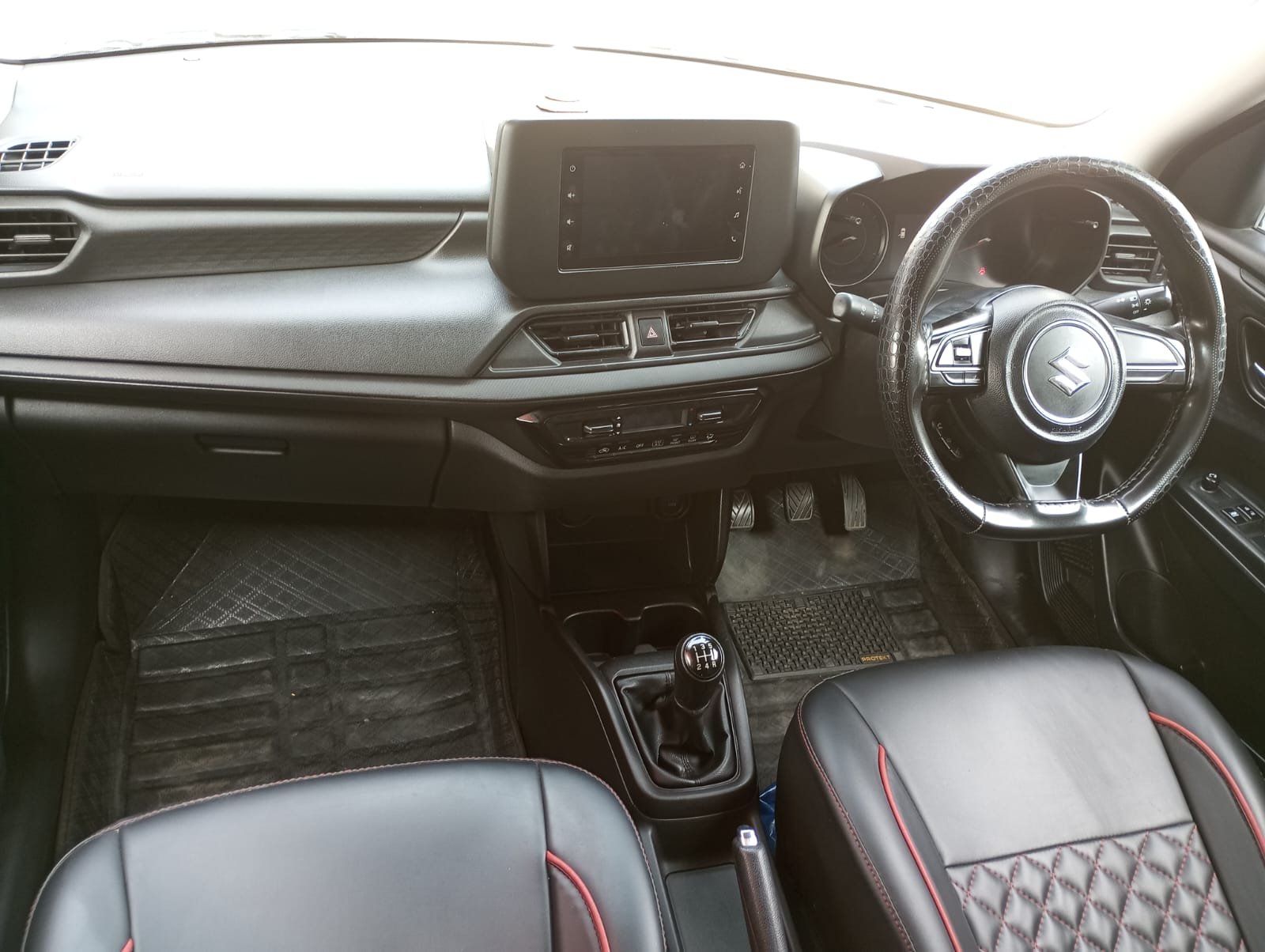 Maruti Suzuki Swift Vxi