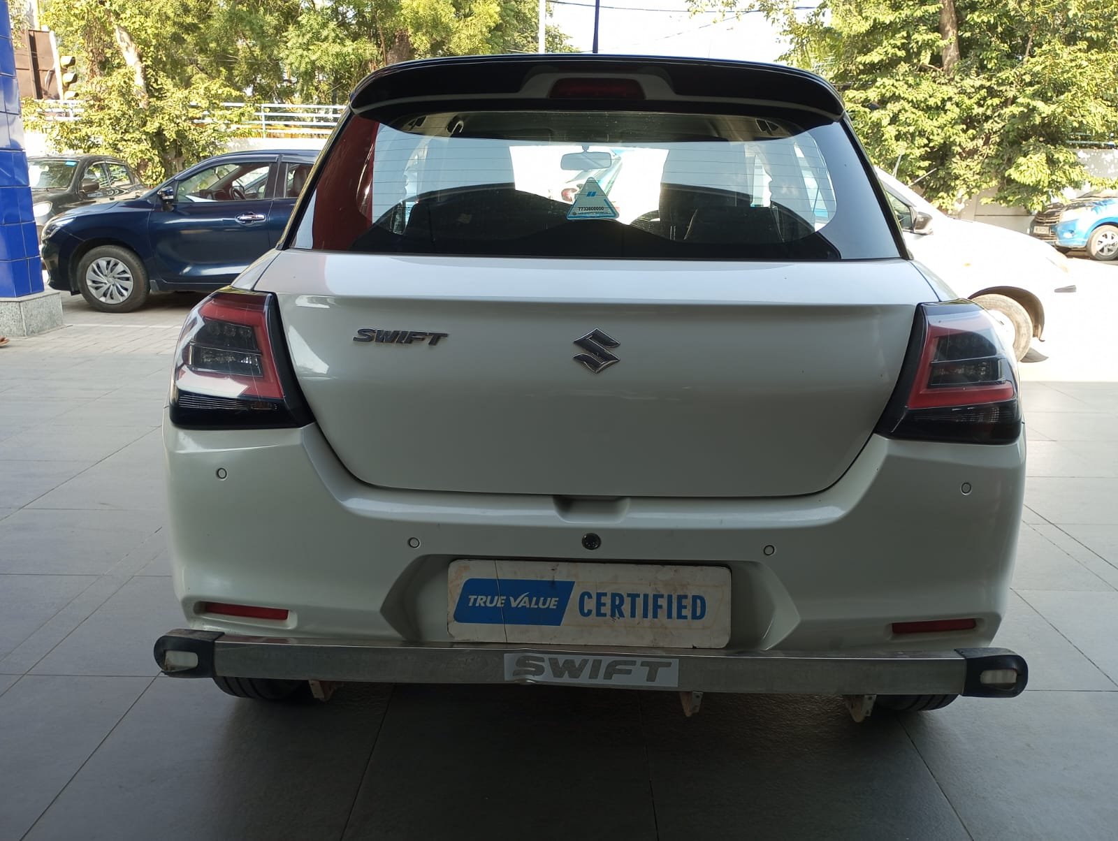Maruti Suzuki Swift Vxi
