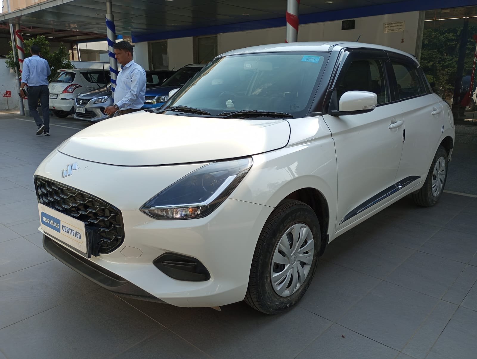 Maruti Suzuki Swift Vxi
